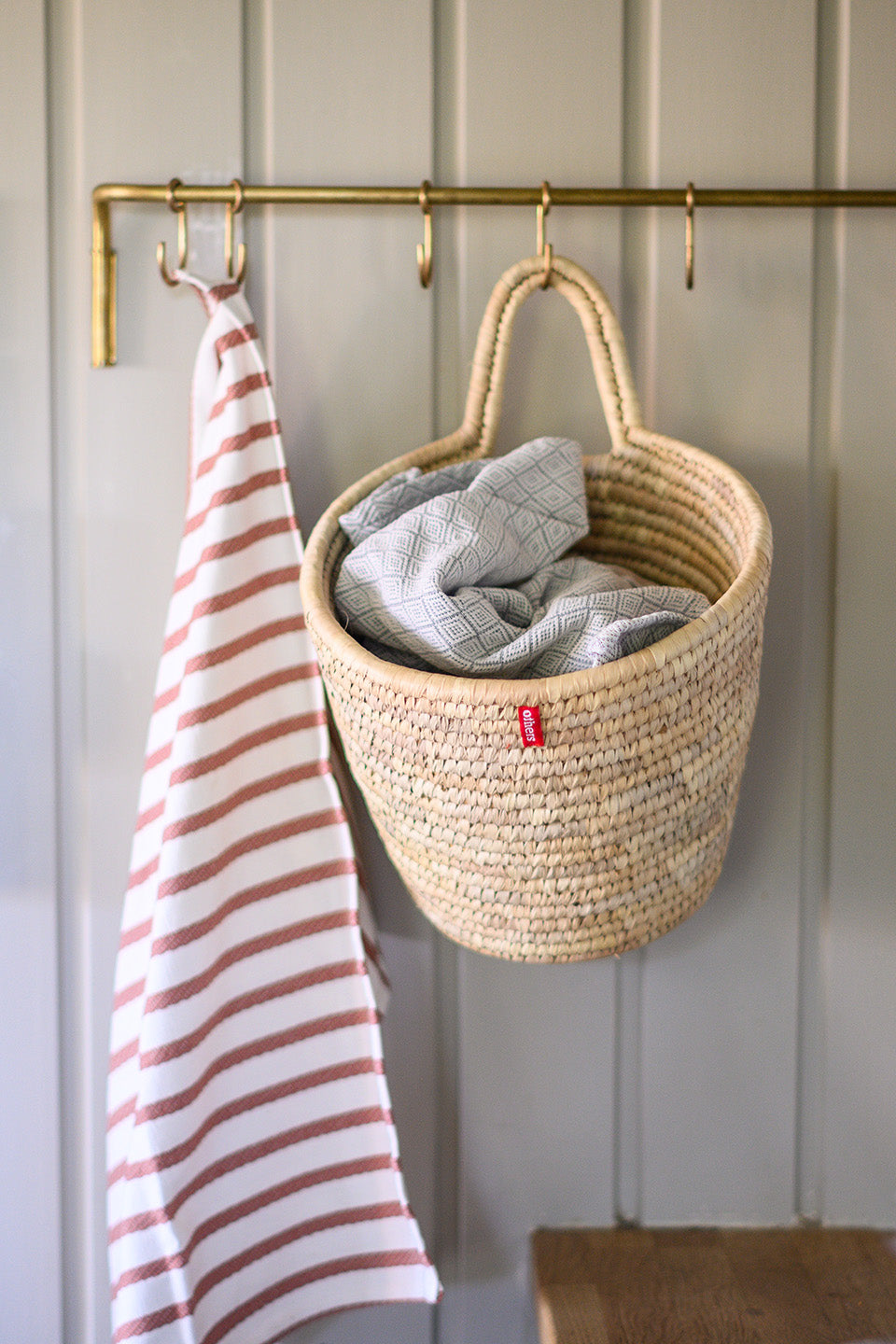 Hanging basket