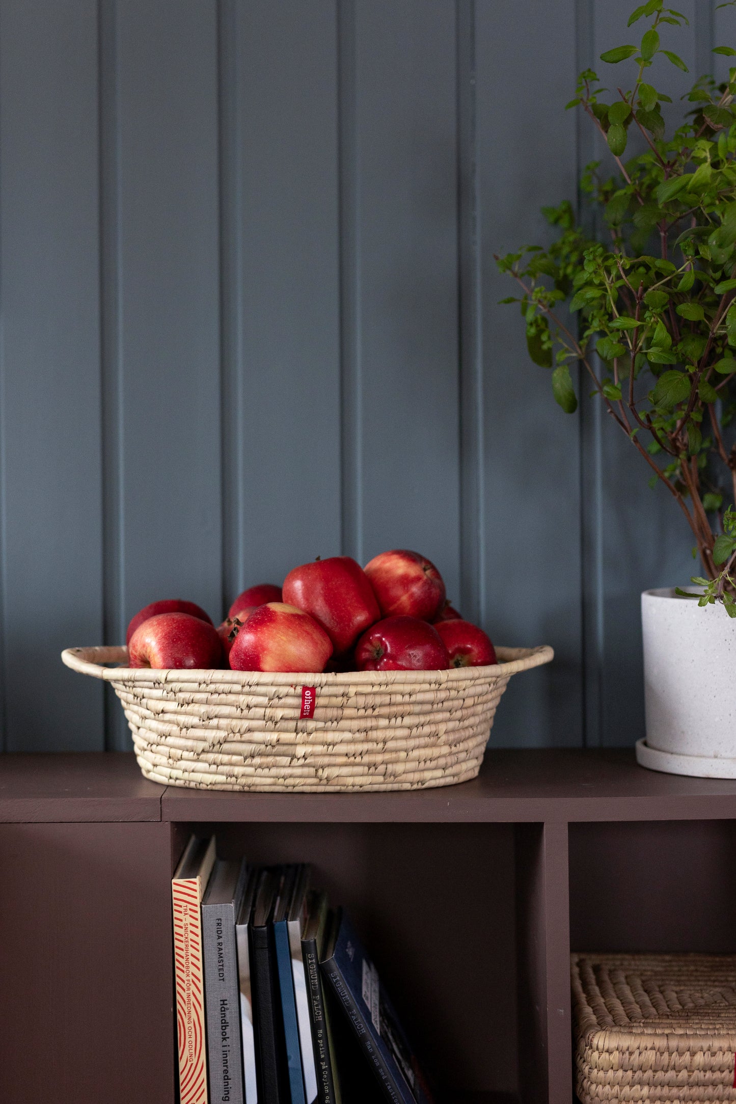 Oval Basket With Handles